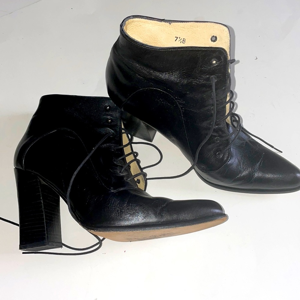 Vintage black leather pointed ankle block heel boot booties 7.5